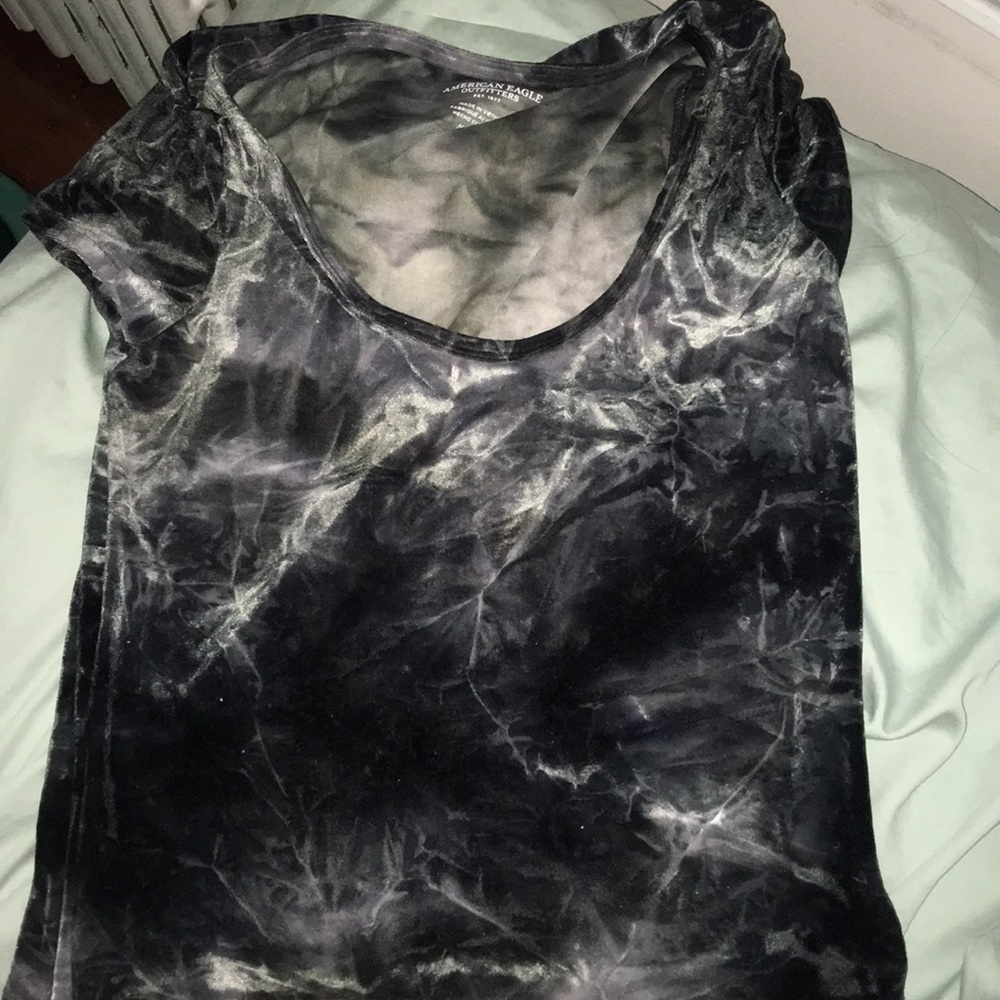AE velvet top size MED